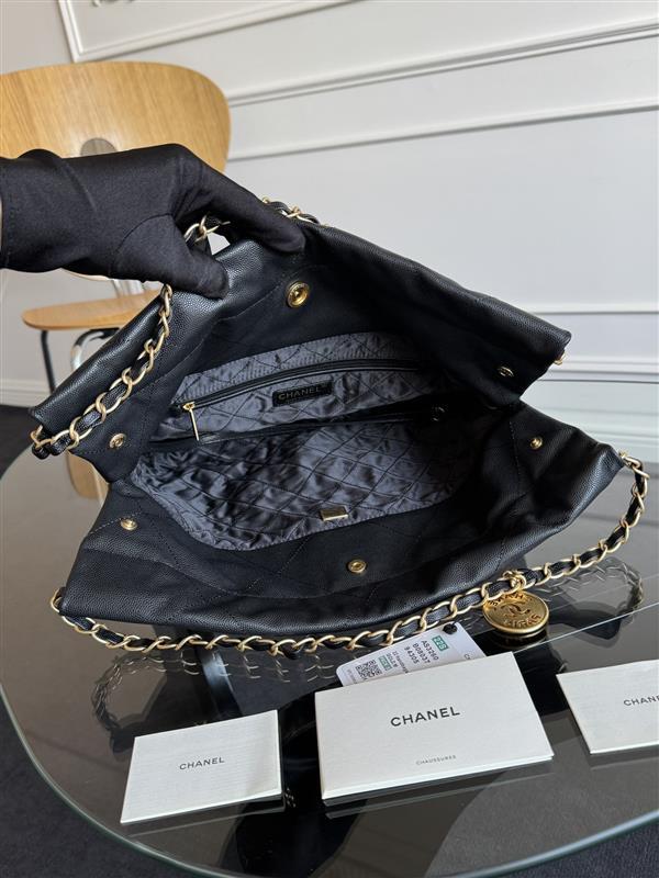 2026127215146209 600